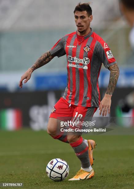 Paolo Bartolomei of US Cremonese in action during the Serie B match between Pescara Calcio and US Cremonese at Adriatico Stadium on January 17, 2021...