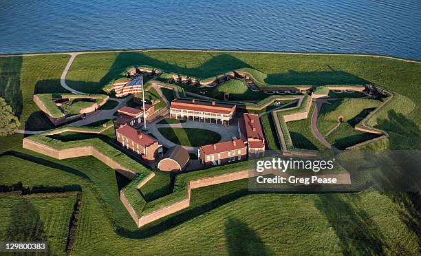 aerial of fort mchenry, n.m. - forteresse photos et images de collection