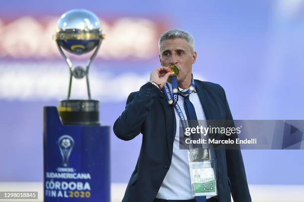 Hernan Crespo coach of Defensa y Justicia celebrates after the final of Copa CONMEBOL Sudamericana 2020 between Lanús and Defensa y Justicia at Mario...