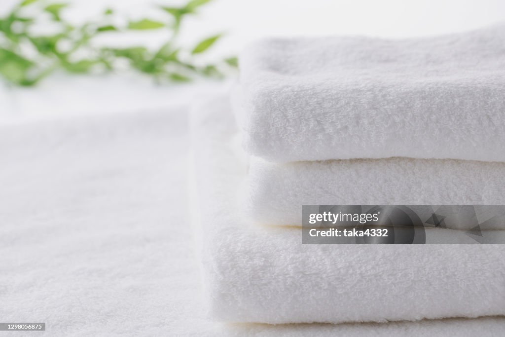 純白色、柔軟乾淨的毛巾