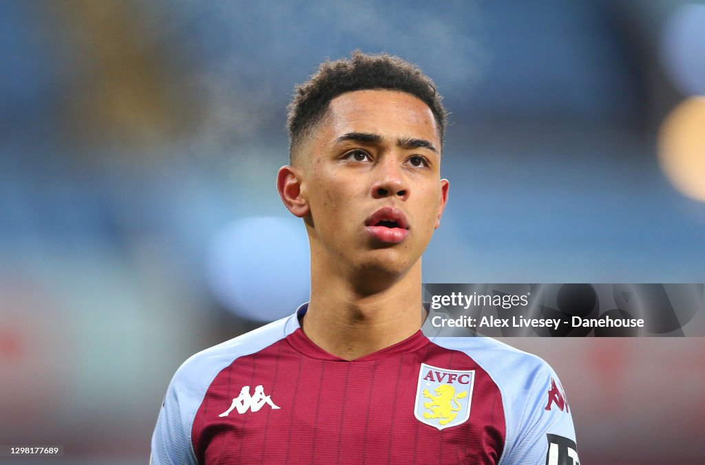 Aston Villa v Newcastle United - Premier League