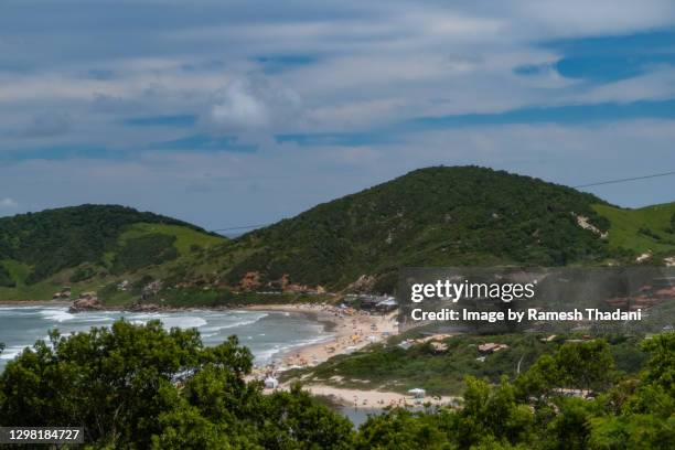 praia do rosa - looking south - santa catarina sul do brasil stock-fotos und bilder