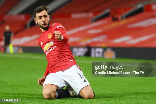 Bruno Fernandes of Manchester United celebrates scoring the winning goal during The Emirates FA Cup Fourth Round match between Manchester United and...