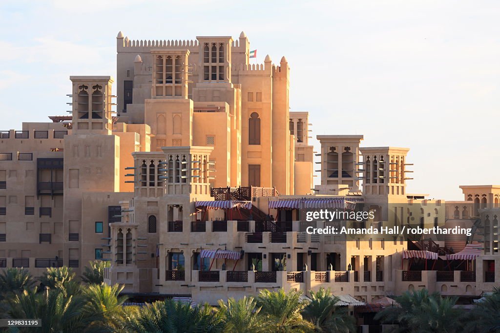 Arabesque architecture of the Madinat Jumeirah Hotel, Jumeirah Beach, Dubai, United Arab Emirates, Middle East