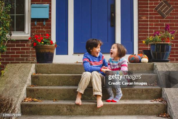 Child Stooping 4,003 Kid On Stoop Stock Photos, High-Res Pictures, and Images - Getty ...