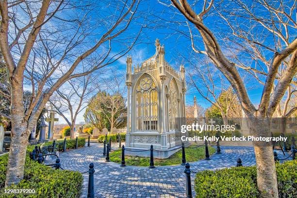 presidents circle, hollywood cemetery - richmond, virginia usa - james monroe us president stockfoto's en -beelden