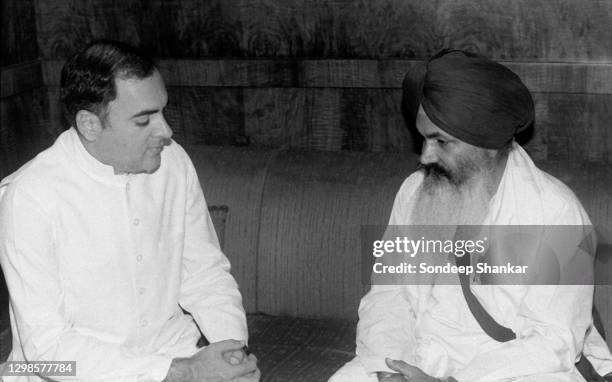 Prime Minister Rajiv Gandhi with Akali leader Harcharan Singh Longowal meet for signing the Punjab Accord in the Parliament House in New Delhi.