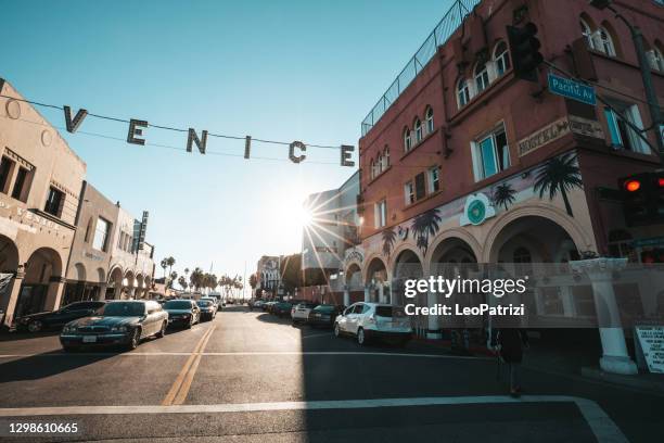 venice beach intersection and sign on pacific ave - venice beach sign stock pictures, royalty-free photos & images