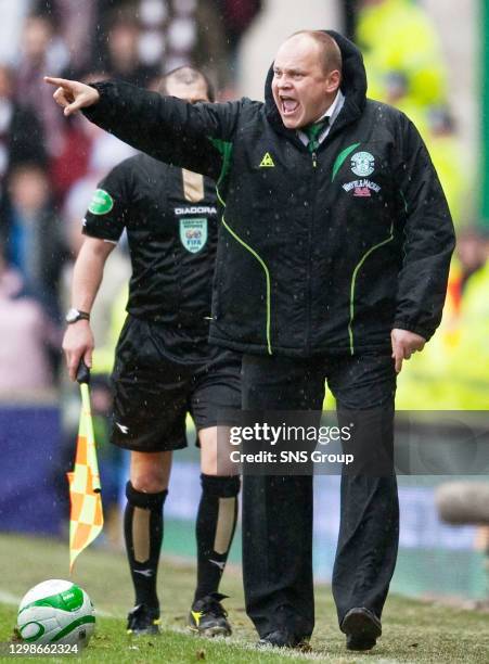 V HEARTS .EASTER ROAD - EDINBURGH.Hibs manager Mixu Paatelainen