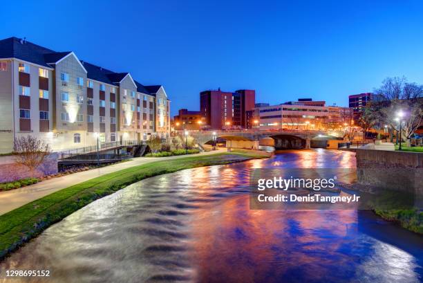 sioux falls, south dakota waterfront - sioux falls stock pictures, royalty-free photos & images