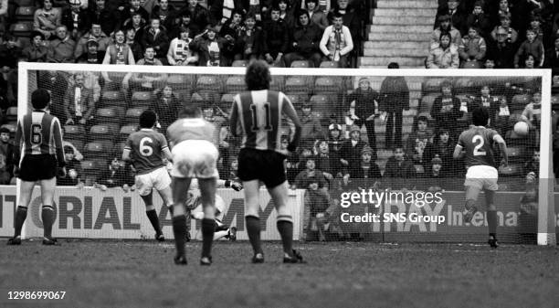 Jim Bet Rangers 266 Partick Thistle Division Stock Photos, High-Res Pictures, and ...