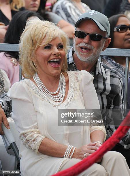 Lori Bakker Photos and Premium High Res Pictures - Getty Images