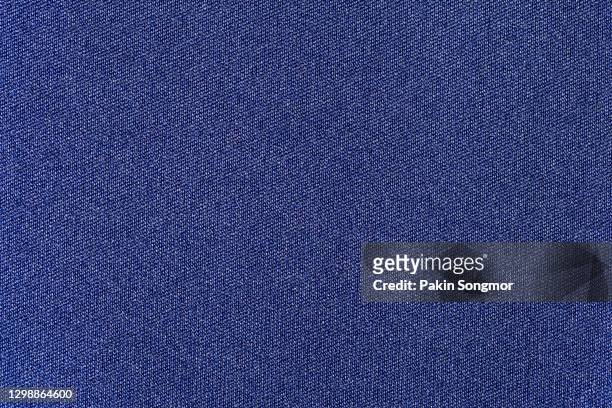purple fabric cloth polyester texture, textile background. - carbon fiber texture stockfoto's en -beelden
