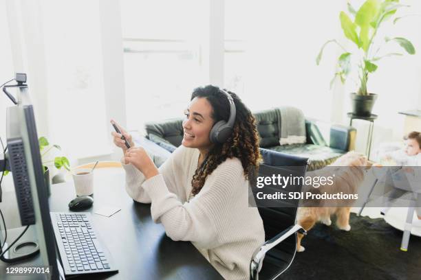 confident businesswoman working from home - working from home with kids stock pictures, royalty-free photos & images