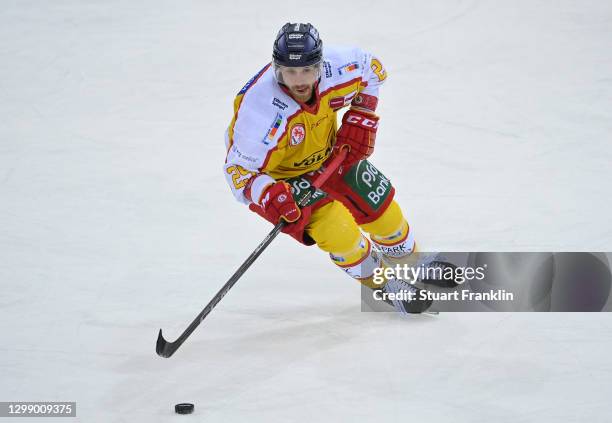 Alexander Barta of Duesseldorf in action during the Penny DEL game between Pinguins Bremerhaven and Duesseldorfer EG on January 27, 2021 in...