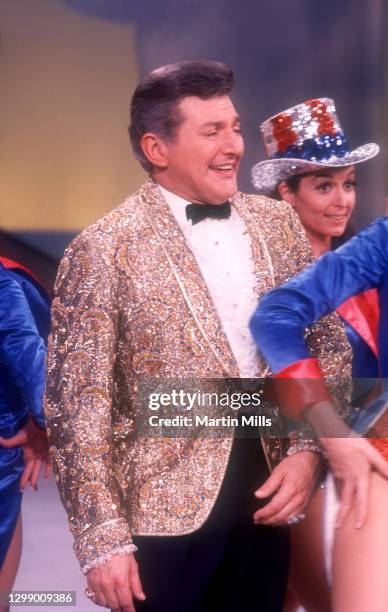 Liberace 3,307 Liberace Photos & High Res Pictures - Getty Images