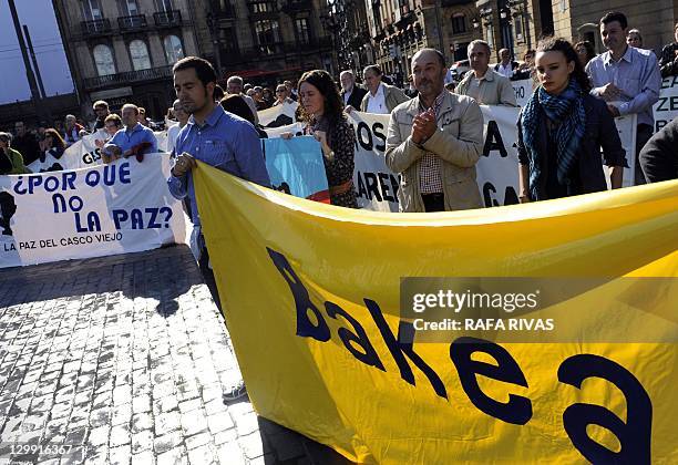 33 Gesto Por La Paz Photos & High Res Pictures Getty Images
