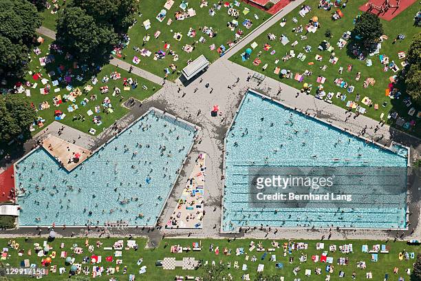 crowded open air pools, aerial view - crowd of people from above stock pictures, royalty-free photos & images