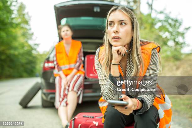 car breakdown - broken friendship stock pictures, royalty-free photos & images