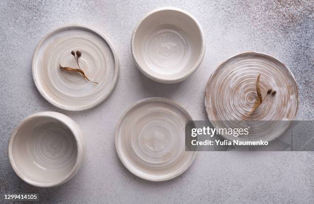 ceramic tableware. close-up. - plate food photos et images de collection