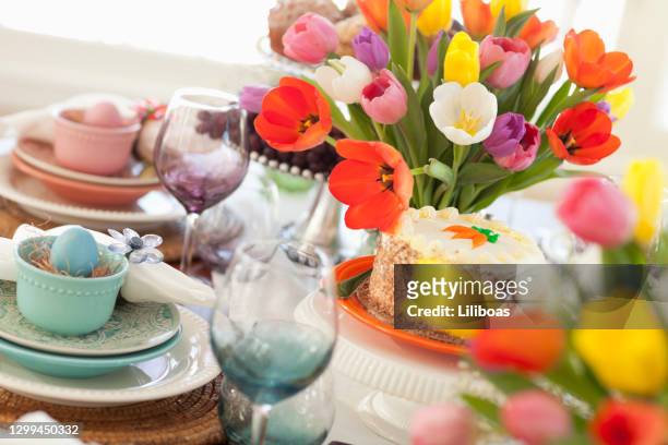 easter dining table - easter flowers stock pictures, royalty-free photos & images