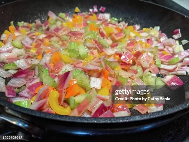 sauteed vegetables - mirepoix comida fotografías e imágenes de stock