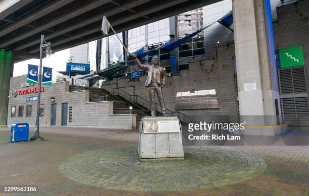 Statue of the late Roger Neilson sits outside Rogers Arena, home of the Vancouver Canucks on January 27, 2021 in Vancouver, Canada.