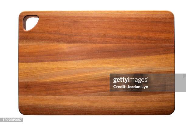 cutting board on white background - planche à découper bois photos et images de collection