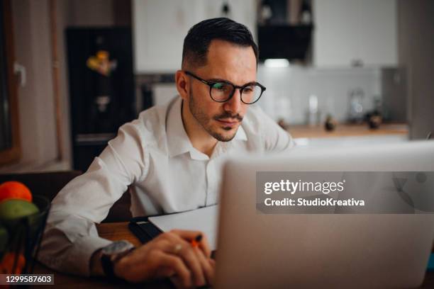 work from home - betrachtung stock pictures, royalty-free photos & images