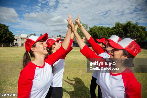 squadra di baseball femenil, festa - lega sportiva foto e immagini stock