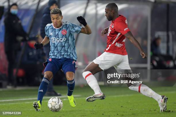 David Neres of Ajax, Bruno Martins Indi of AZ during the Dutch Eredivisie match between AZ and Ajax at Afas Stadion on January 31, 2021 in Alkmaar,...