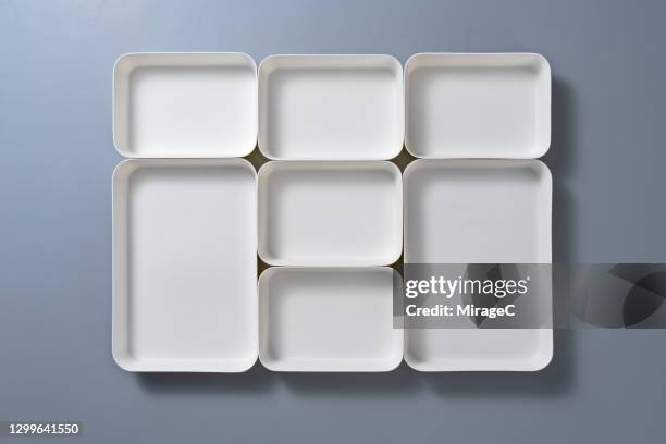 neatly organized empty white boxes - bandeja fotografías e imágenes de stock