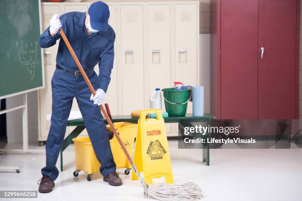 Janitor Mask Janitor Cleaning With Mask Photos and Premium High Res Pictures - Getty ...