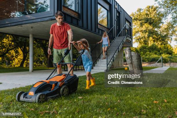 helping out with household chores - fathers day tools stock pictures, royalty-free photos & images