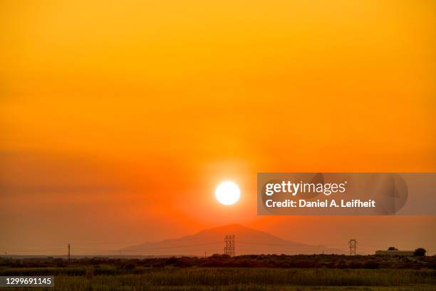 sunset at bitter lake national wildlife refuge - great bitter lake stock pictures, royalty-free photos & images