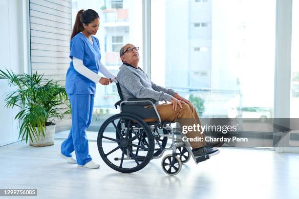 thuis, hier kom ik - geduld stockfoto's en -beelden