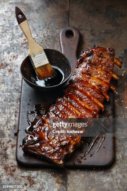 spicy glazed pork ribs - barbecue pork stock pictures, royalty-free photos & images