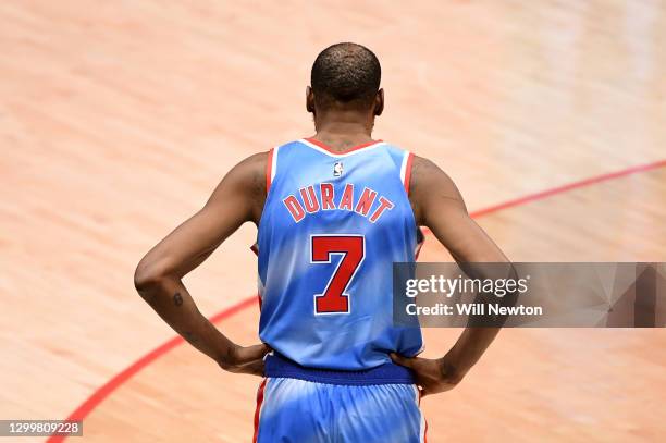 Nba Net Behind Kevin Durant Behind Photos and Premium High Res Pictures - Getty Images