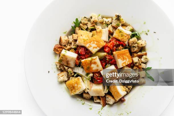 grilled halloumi salad with fresh vegetable - grilled halloumi stock pictures, royalty-free photos & images