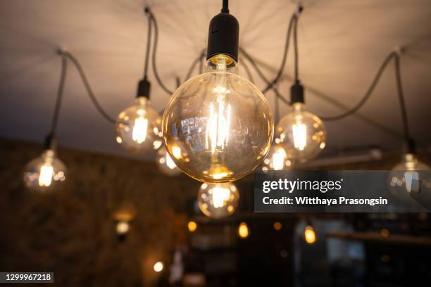 classic retro incandescent led electric lamp - led lampe stock pictures, royalty-free photos & images