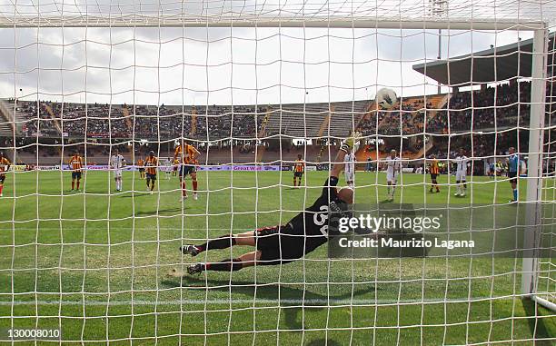 Massimo Oddo of Lecce scores the second goal with penalty during the Serie A match between US Lecce and AC Milan at Stadio Via del Mare on October...