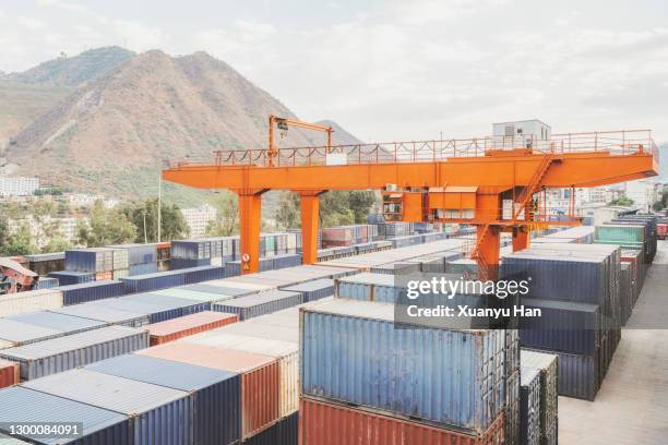 Busy Load Busy Loading Dock Photos and Premium High Res Pictures - Getty Images