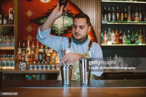 Manager Cocktail Nightclub Manager Photos and Premium High Res Pictures - Getty Images