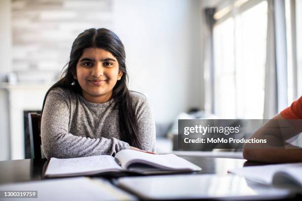 portrait of high school student e-learning at home - girl black hair room stock pictures, royalty-free photos & images