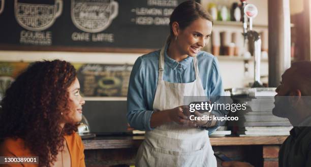 i'll ring up your bill and charge it to your card - pos stock pictures, royalty-free photos & images