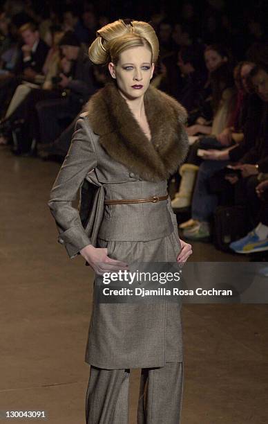 Zang Toi 2003 Fall Fashion during Mercedes-Benz Fashion Week Fall 2003 Collections - Zang Toi - Runway at Bryant Park in New York City, New York,...