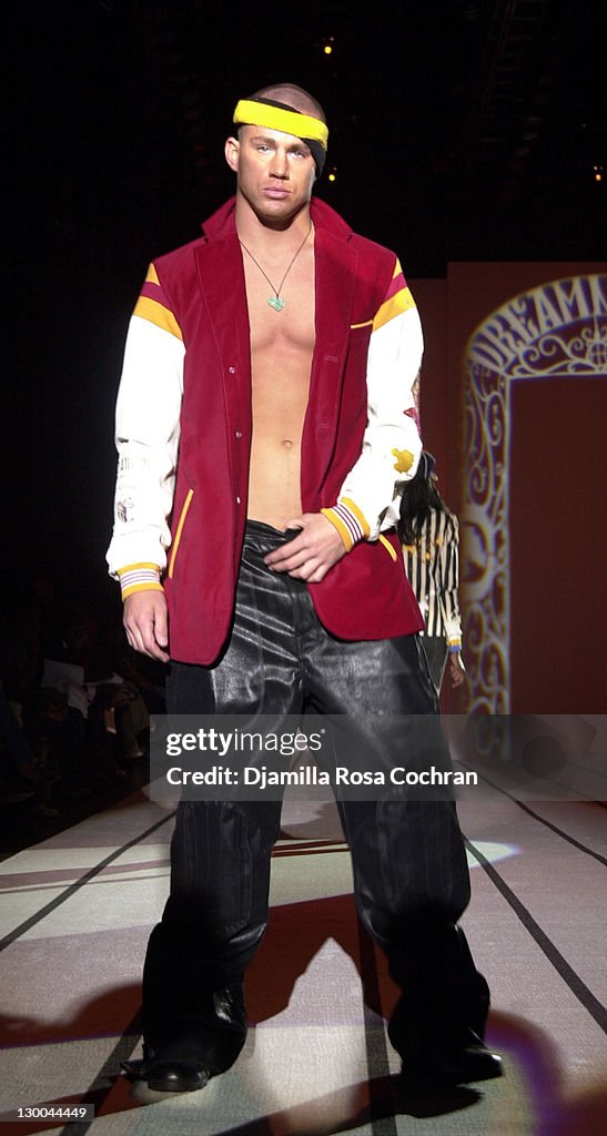 Mercedes-Benz Fashion Week Fall 2003 Collections - Marc Ecko - Runway