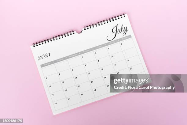 july 2021 calendar pink background - calendar isolated stock pictures, royalty-free photos & images