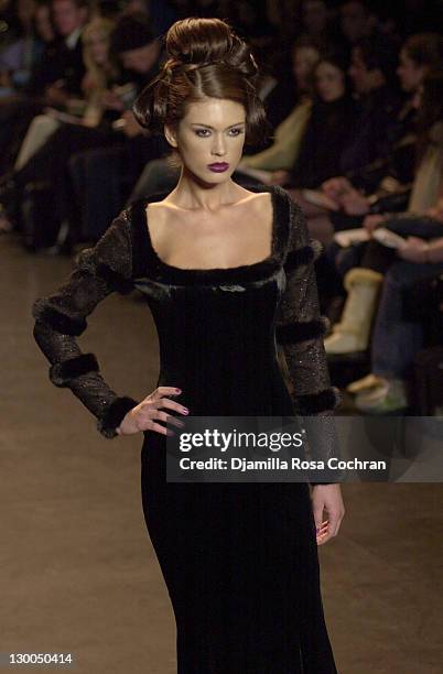 Zang Toi 2003 Fall Fashion during Mercedes-Benz Fashion Week Fall 2003 Collections - Zang Toi - Runway at Bryant Park in New York City, New York,...