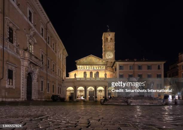 majestic facade of basilica of "santa maria in trastevere" in rome, lazio, italy - santa maria stock pictures, royalty-free photos & images